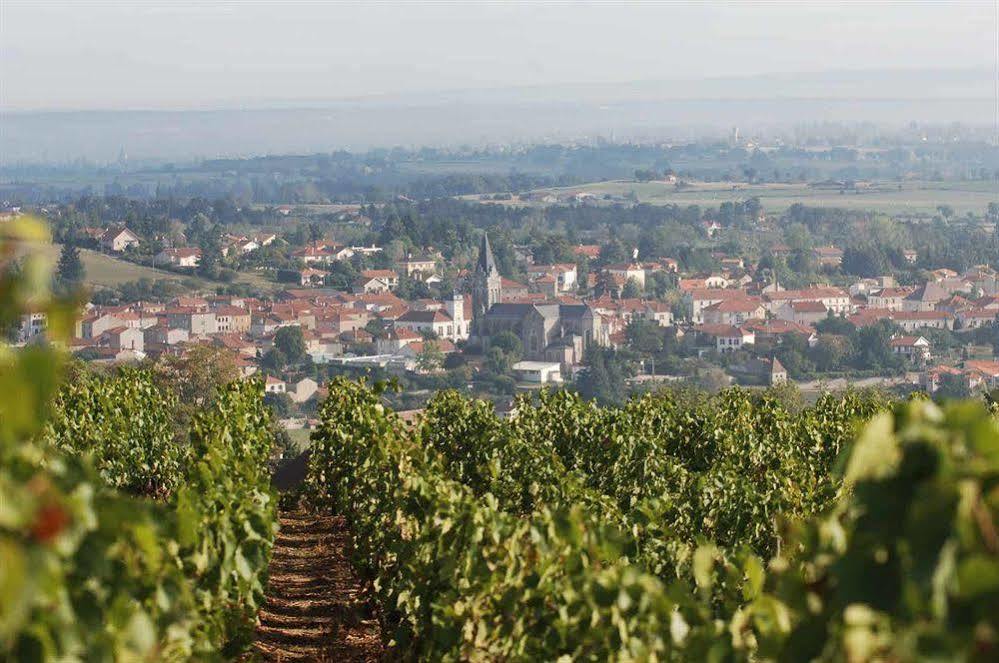 Chateau De Champlong Table Hotel **** Golf & Spa Villerest  Exterior photo